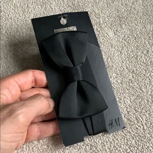 New H&M bow tie